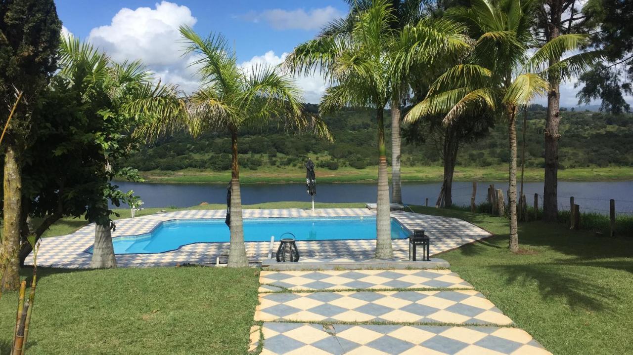 Villa Sítio frente à Barragem Salesópolis Esterno foto