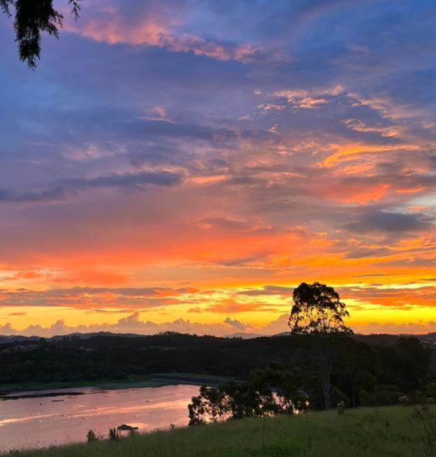 Villa Sítio frente à Barragem Salesópolis Esterno foto