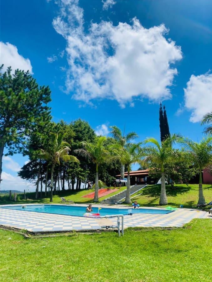 Villa Sítio frente à Barragem Salesópolis Esterno foto